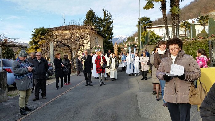 Processione3